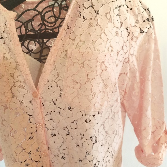 **SOLD** Pink Lace NY&Co Button Down Shirt - Picture 4 of 6